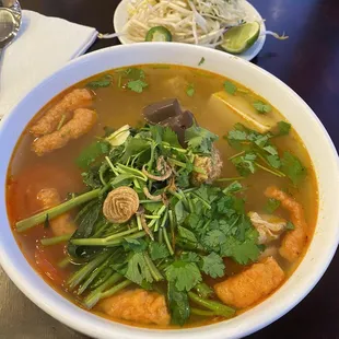 49. Canh Bun