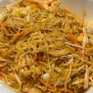 ramen and noodles, ramen, noodle dish, noodle soup, noodles, food