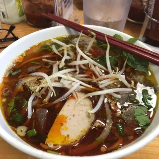 B6 Bun Bo Hue