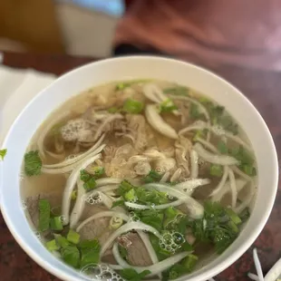 ramen and noodles, noodle dish, noodles, noodle soup, food, ramen