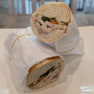 Banh Mi Pate Cha - good pate ratio