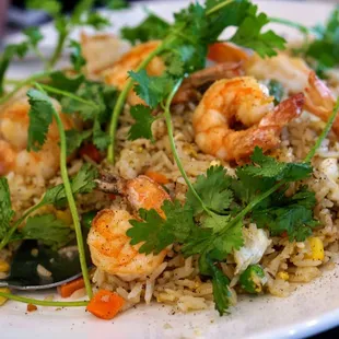 Fried rice with shrimp