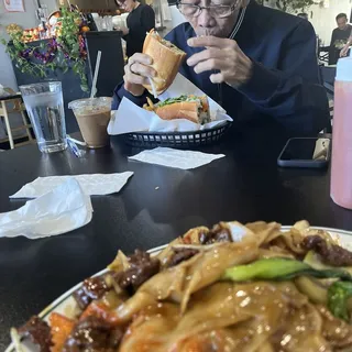 Grilled Chicken Banh Mi