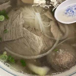 ramen and noodles, food