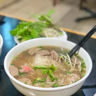 ramen and noodles, food