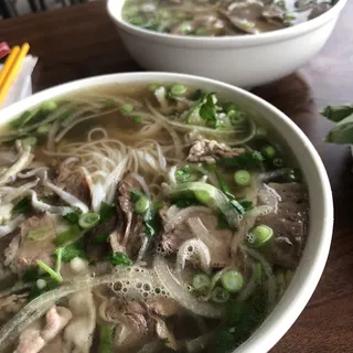 P1. Pho Dac Biet