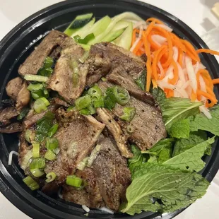 Bn Tht Heo Nng / Grilled Pork Vermicelli Bowl