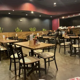 sushi and sashimi, interior