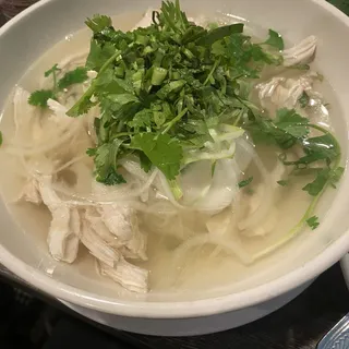 P10. Chicken Pho