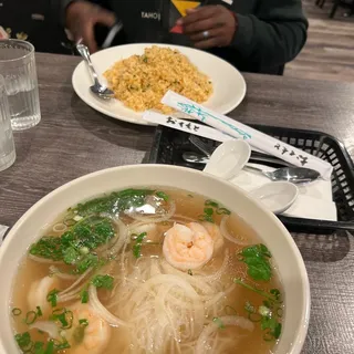 P11. Shrimp Pho