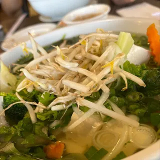 P12. Vegetables & Tofu Pho