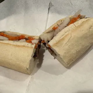 S1. Banh Mi