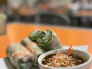 Streets Pho & Grill