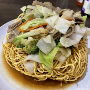 32. Crispy Egg Noodle - M Xo Dn