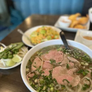 food, ramen and noodles