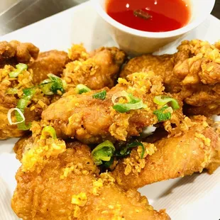 Garlic wings. Not that flavorful.
