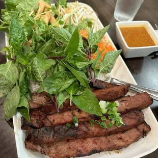 Nem Nuong Banh Mi