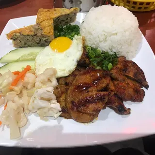 R07. Grilled Pork Chops Plate