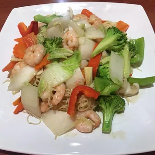 C01. Seafood Chow Mein