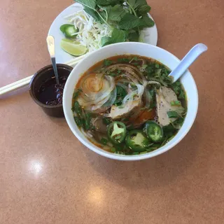 S05. Hue Style Spicy Beef Noodle Soup