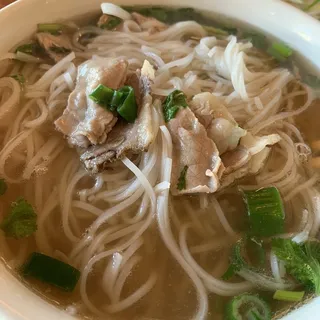 6. Rare Steak and Well Done Brisket Pho