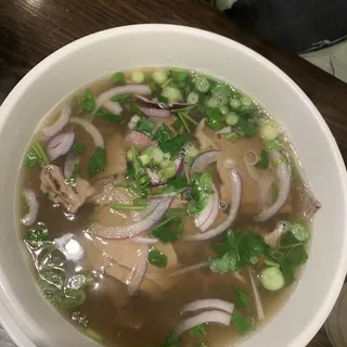 P4. Pho with Filet Mignon and Brisket