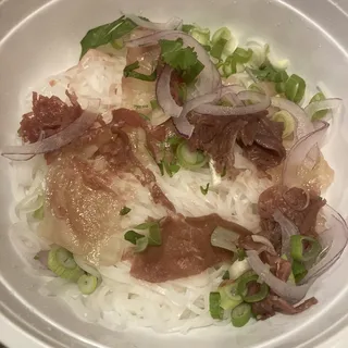 P8. Pho with Brisket and Soft Tendon