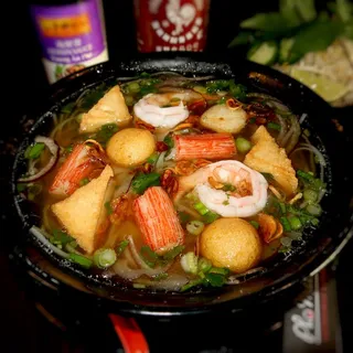 P13. Pho with Seafood