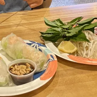 Fresh Spring Rolls with Pork and Shrimp (2)