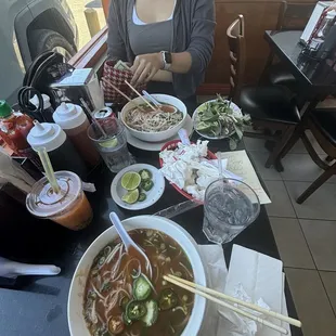 pho tai, banh mi, thai tea