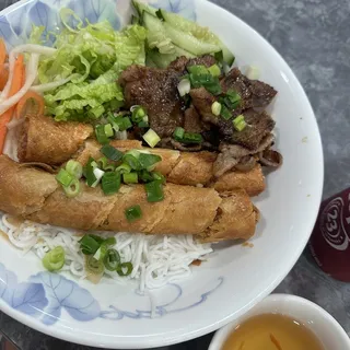 31. Spring Rolls and Sirloin Pork Vermicelli