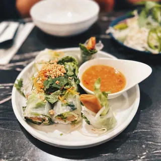 Shrimp Sausage with Crispy Layers Roll