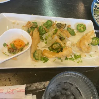 Sizzle Butter Calamari Roll