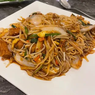 ramen and noodles, food