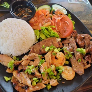 A12. Steamed Shrimp and Pork Fresh Spring Rolls