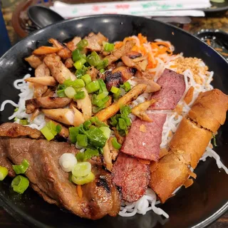 B3. Nam Cali Special Bun