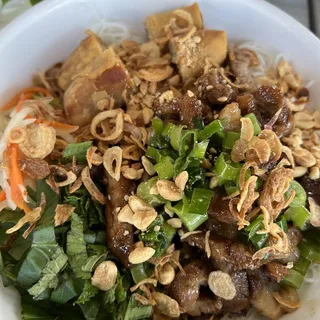 30. Bun Thit Heo Nuong Cha Gio