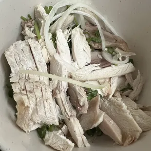 Decent amount of chicken for pho