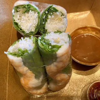 32. Fresh shrimp spring rolls