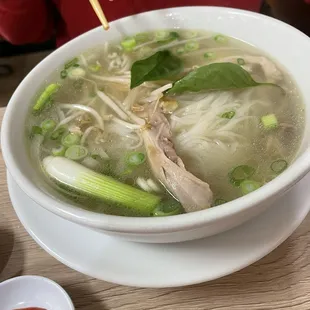 4. Pho Ga Di Bo