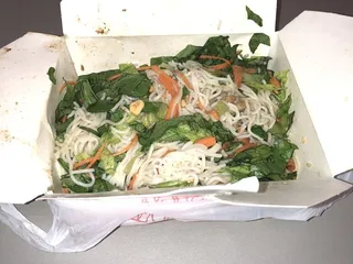 Nguyen’s Noodles & Tea