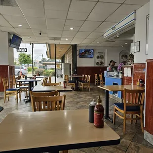 the inside of a restaurant