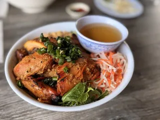 New Pho Saigon 2 Noodle & Grill Restaurant