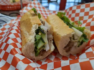 Banh Mi Pho U!