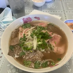 noodle soup, noodle dish, ramen, noodles, ramen and noodles, food