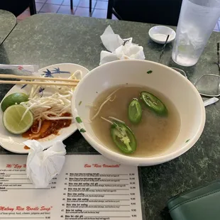 food, ramen and noodles