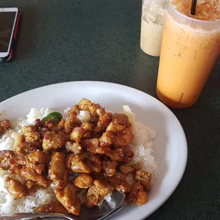 Lemongrass chicken hot n spicy w steamed rice n Thai iced tea