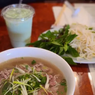 Pho Tai with fresh soybean milk, must try!