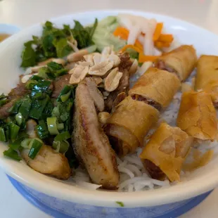 Number 14 barbecue chicken and spring roll bun