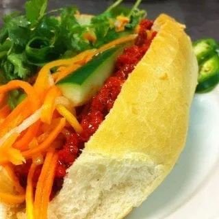 Nola Combination Po-boy / Bánh Mì Đặc Biệt